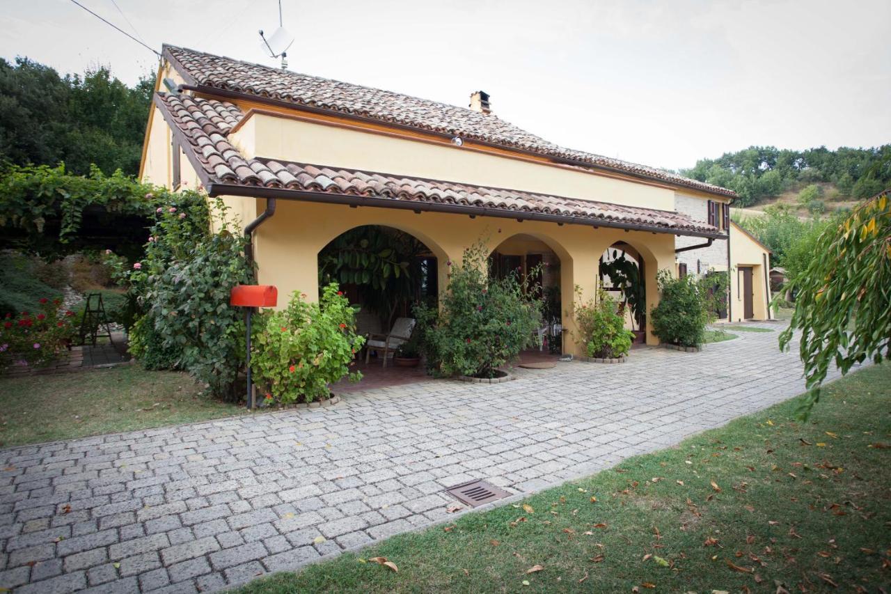 B&B Salvarosa Fano Buitenkant foto