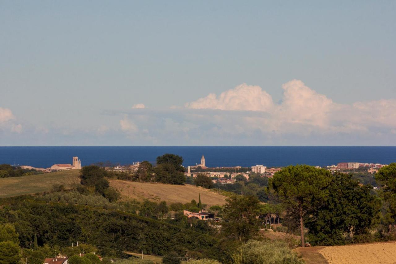 B&B Salvarosa Fano Buitenkant foto