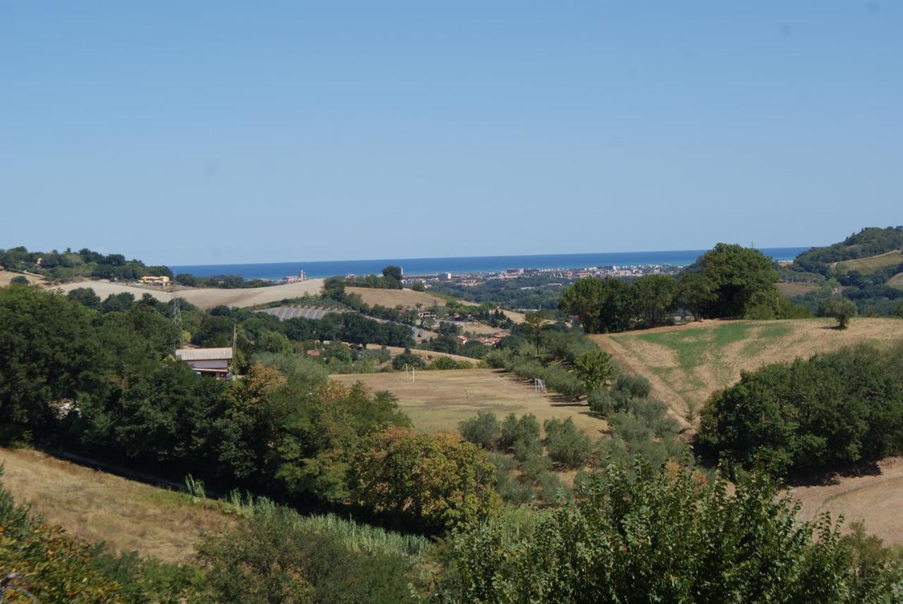 B&B Salvarosa Fano Buitenkant foto