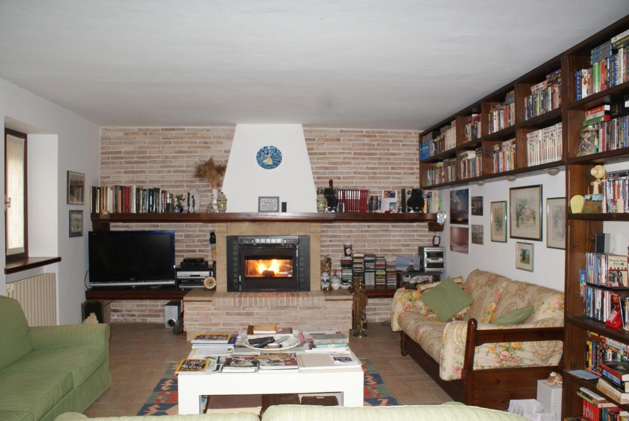 B&B Salvarosa Fano Buitenkant foto