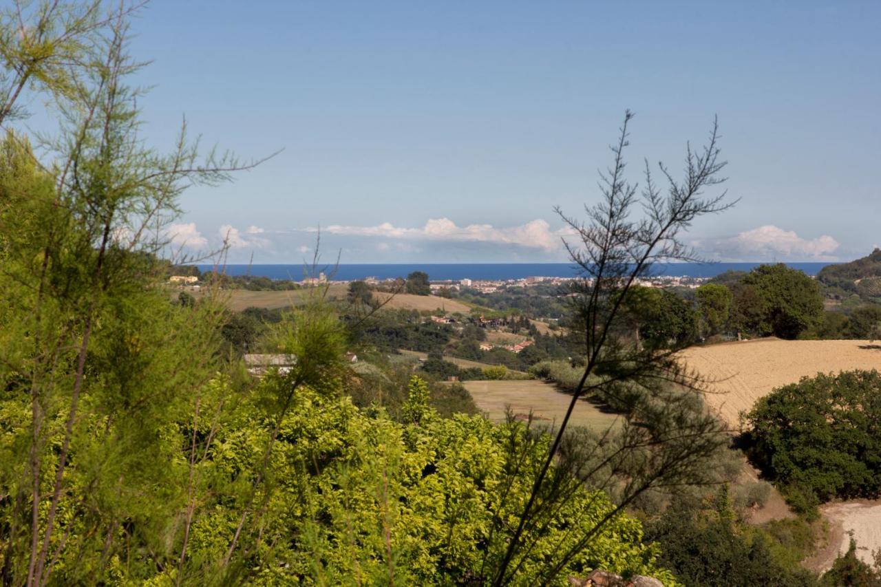 B&B Salvarosa Fano Buitenkant foto