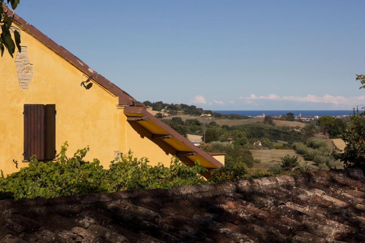 B&B Salvarosa Fano Buitenkant foto